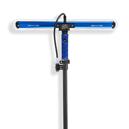 Reach-It ULTRA-LITE MAX letvægts børste 55cm bevægelig med pads til vinduespudsning med demineraliseret, destilleret vand.