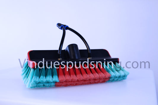 Blød børste med vandgennemførsel til teleskopskaft