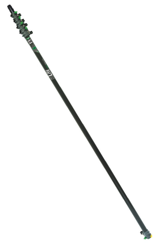 Unger»Vaskeanlæg»Teleskopstang » nLite Unger Hi-Flo nLite Hybrid MASTER teleskopstang til vinduespudsning med Ultra Rent Vand Økonomimodellen Hybrid fra nLite serien #HT67G Serien er fremstillet i 4 typer materialer.HiFLo nLite teleskopstænger er de nyeste vandførende teleskopstænger fra Unger. Disse teleskopstænger er designet til professionel vinduesvask med rentvandsanlæg, og der kan tilføjes yderligere sektioner til den vandbærende teleskopstang.