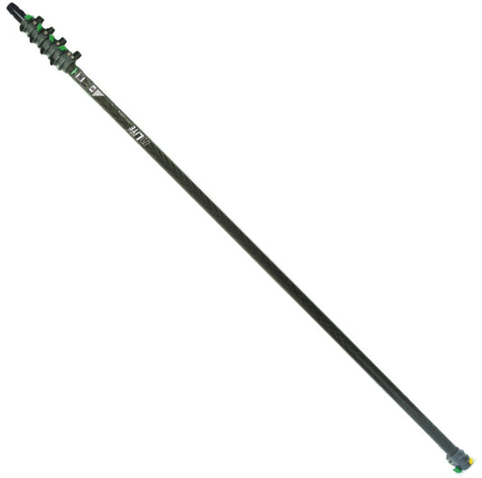 Unger Hi-Flo nLite HiMod MASTER teleskopstang.Ungers nLite master pole er 6,63 meter, men kan nemt forlænges med Ungers kulfiber forlængerstang på 3,41 meter. I alt kan stangen forlænges med 2 forlængerstænger optil 13,5 meter - Arbejdshøjde optil 15 meter.