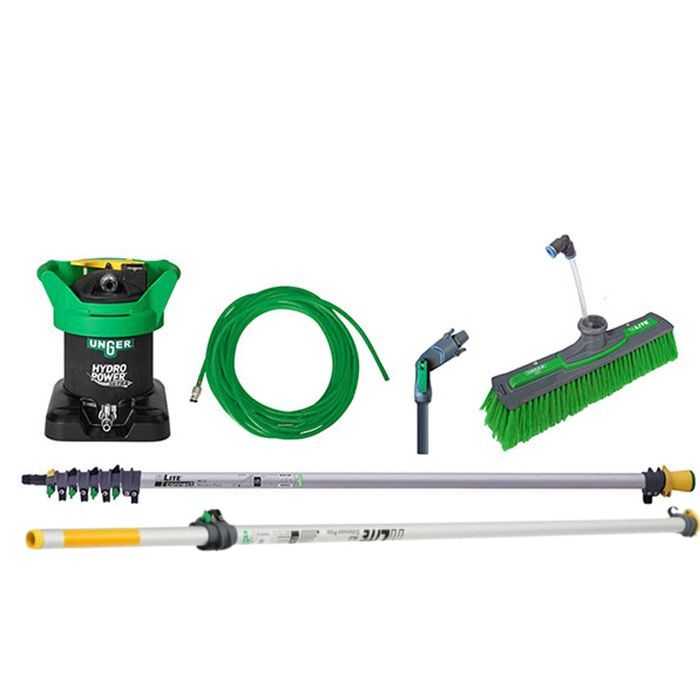 Rentvandsanlæg med teleskopstang til vinduespudsning og vask af bil