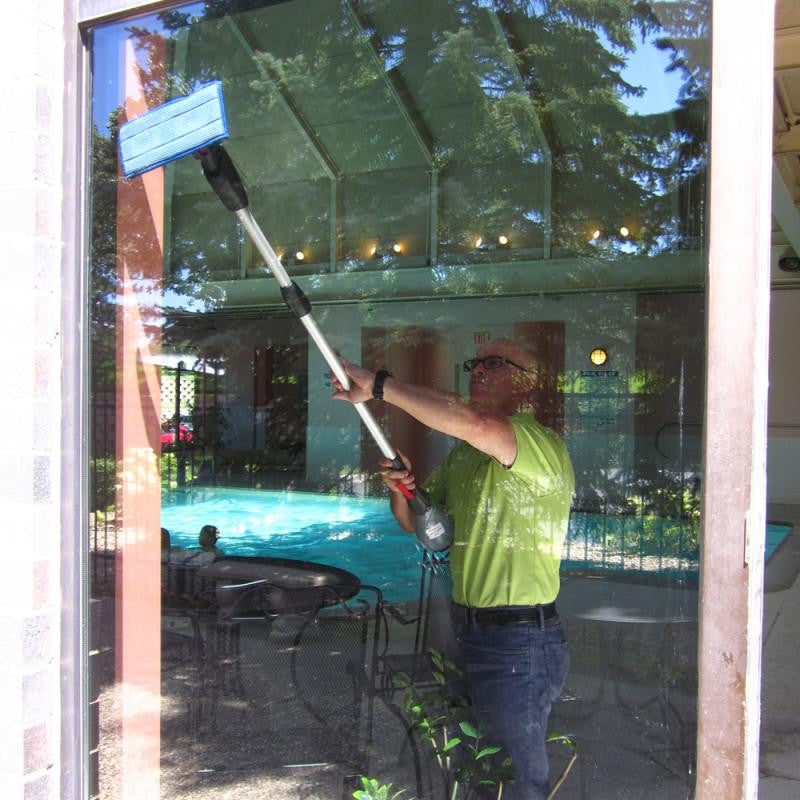 IPC Pulex  Cleano.IPC Pulex Cleano Cleano 100 Indendørs vinduespudsning vinduespolering ultrarent vands vinduespudsning rengøringssystem. Reducerer arbejdstiden med vinduespudsning